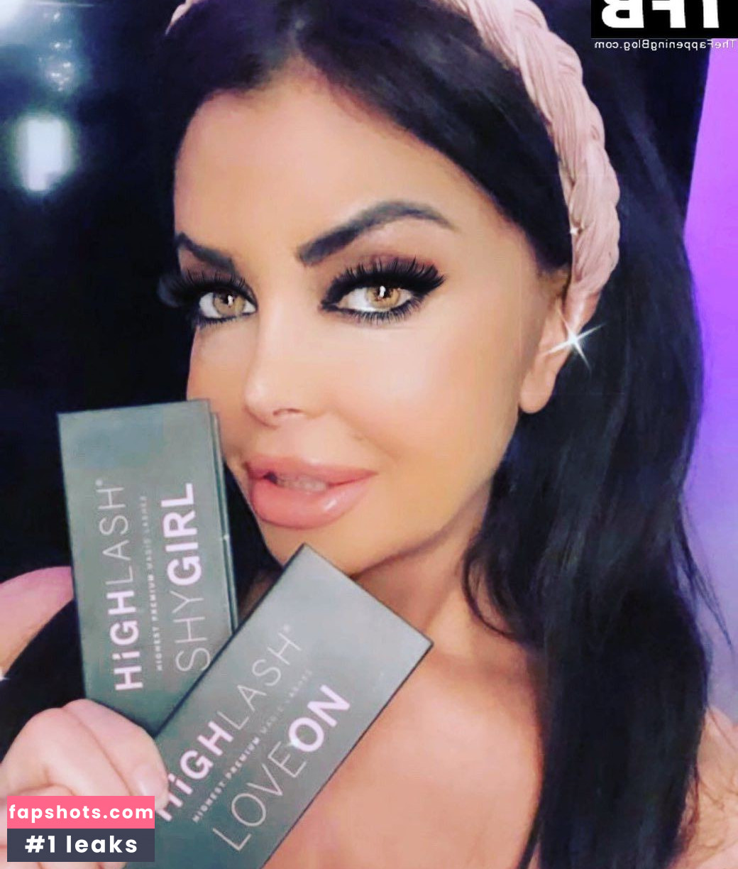 Kader Loth gallery photo #24