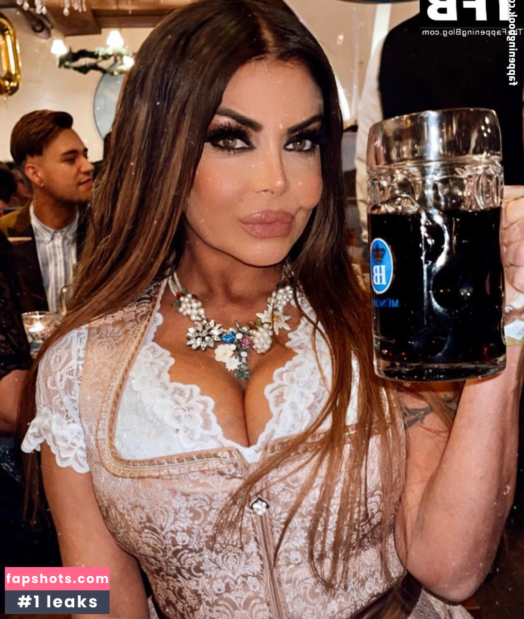 Kader Loth gallery photo #28