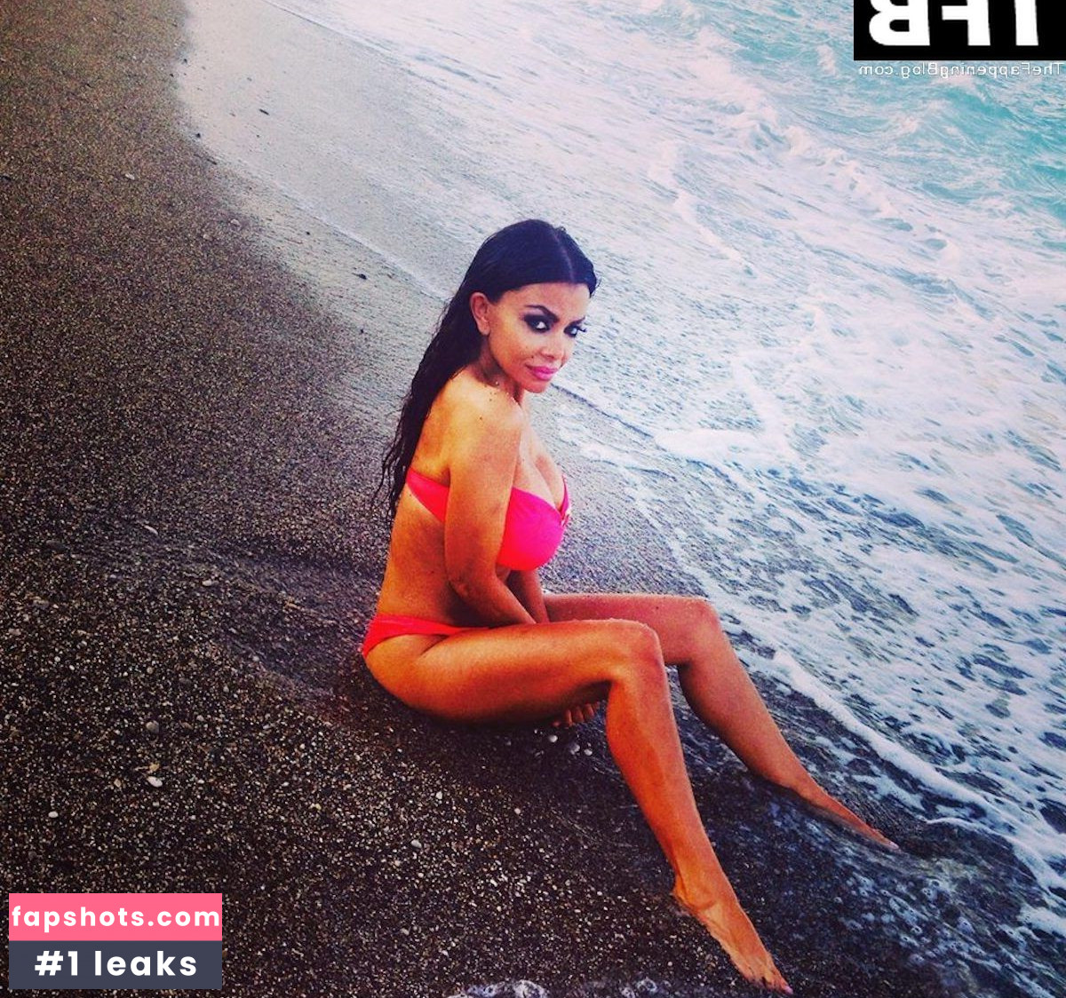 Kader Loth gallery photo #49