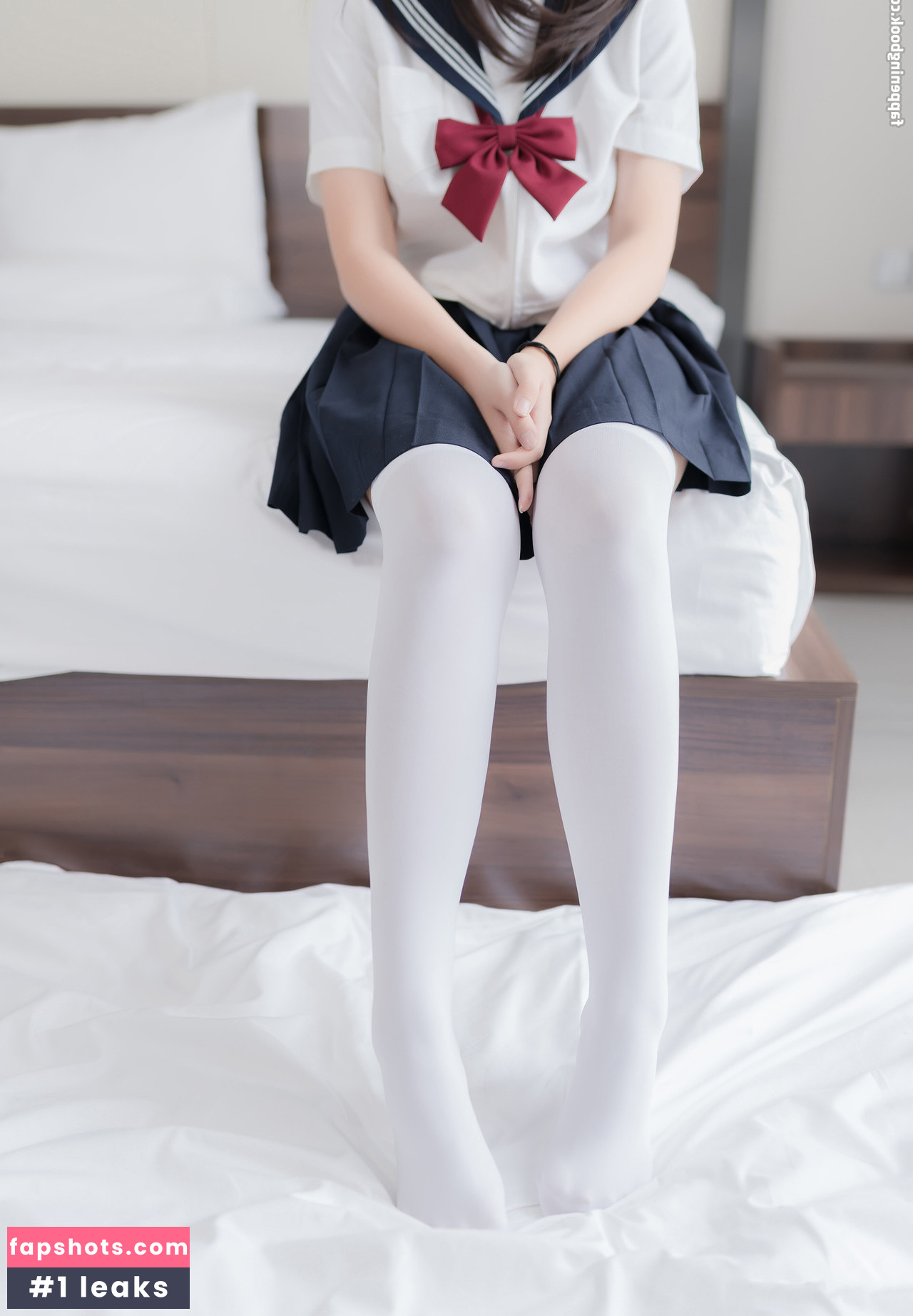 Kagami gallery photo #25