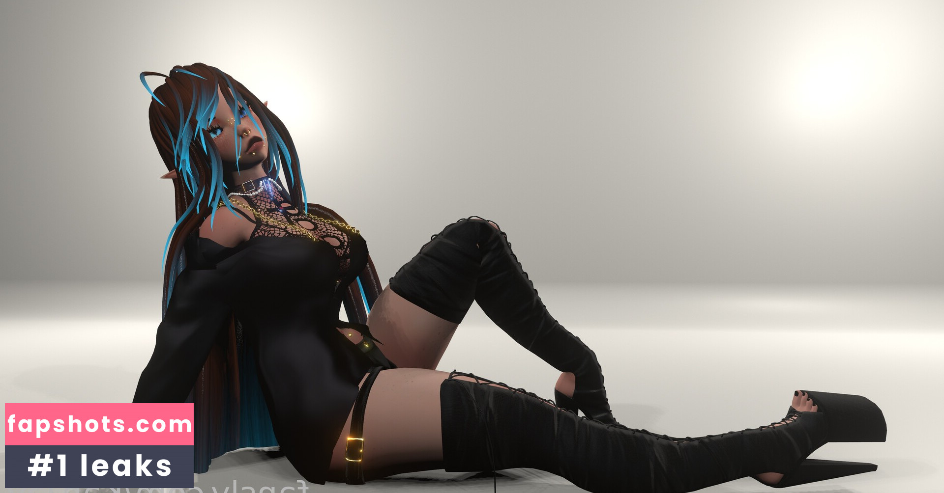 KahTay nude babe gallery