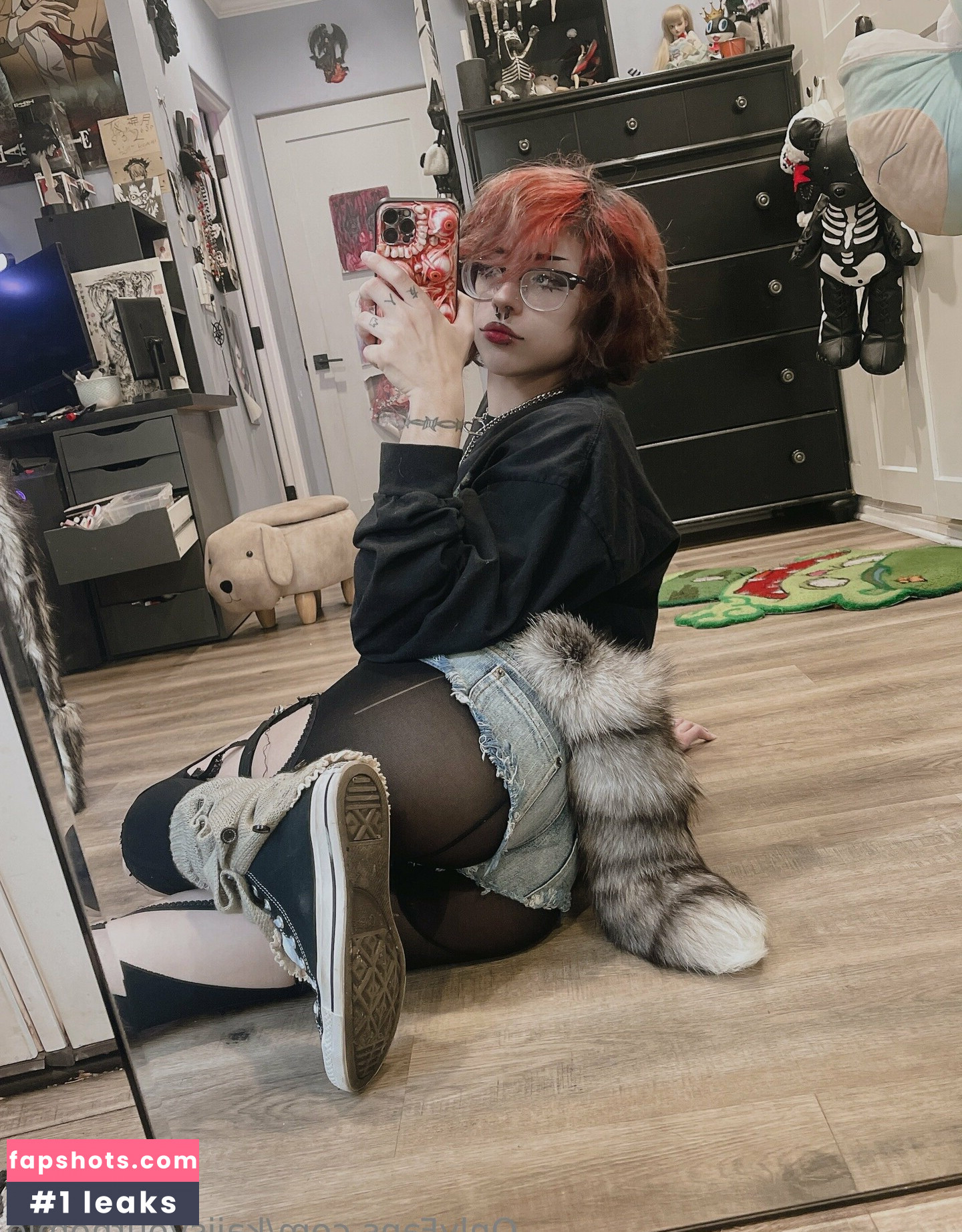 KaiIsYourHomie gallery photo #25