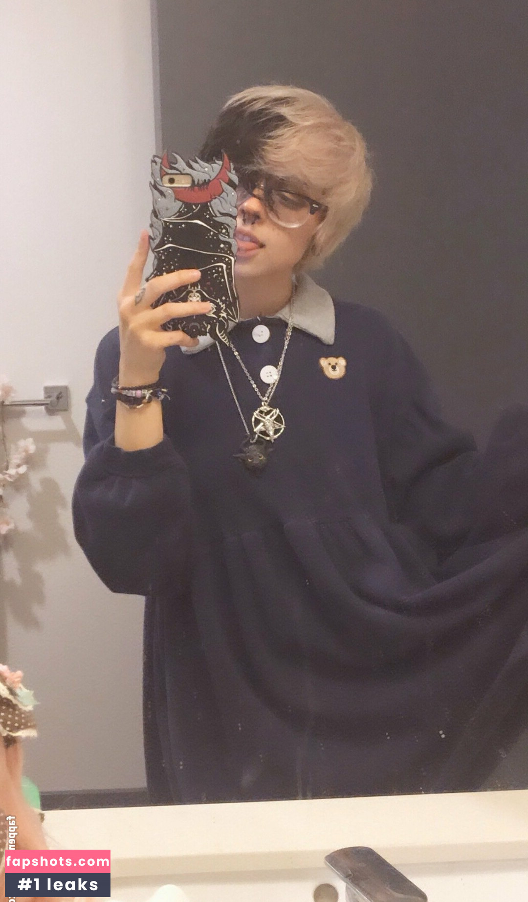 KaiIsYourHomie gallery photo #58