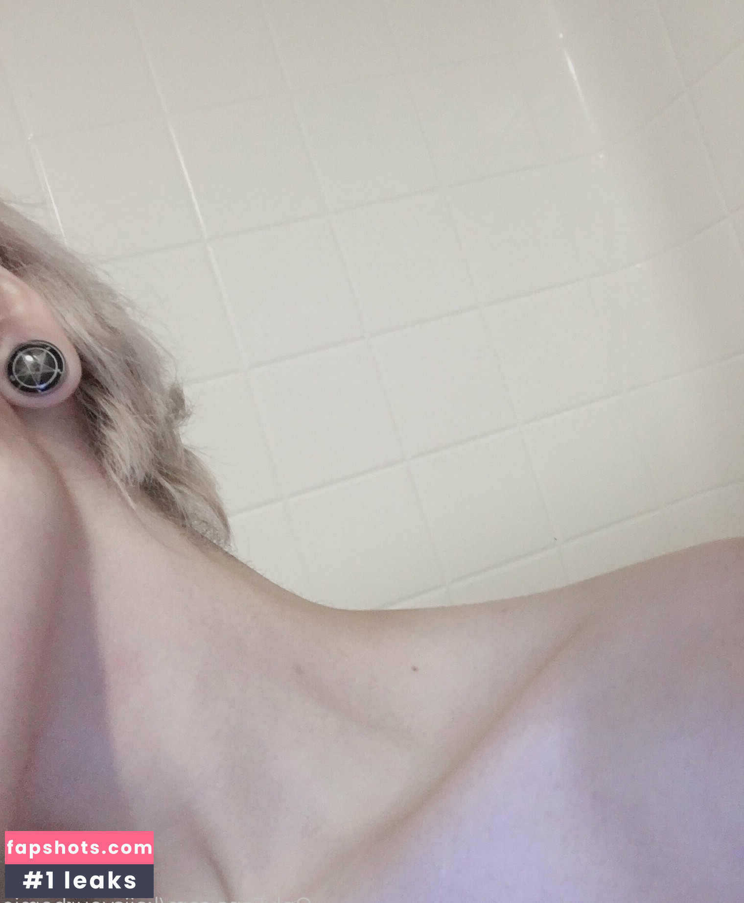 KaiIsYourHomie gallery photo #72