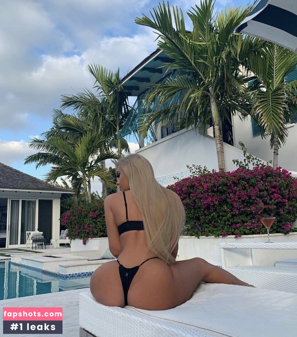 Kaily Wild gallery photo #7