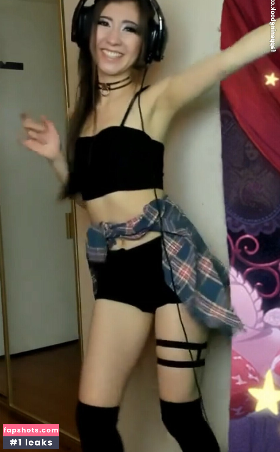 Kaisa gallery photo #9