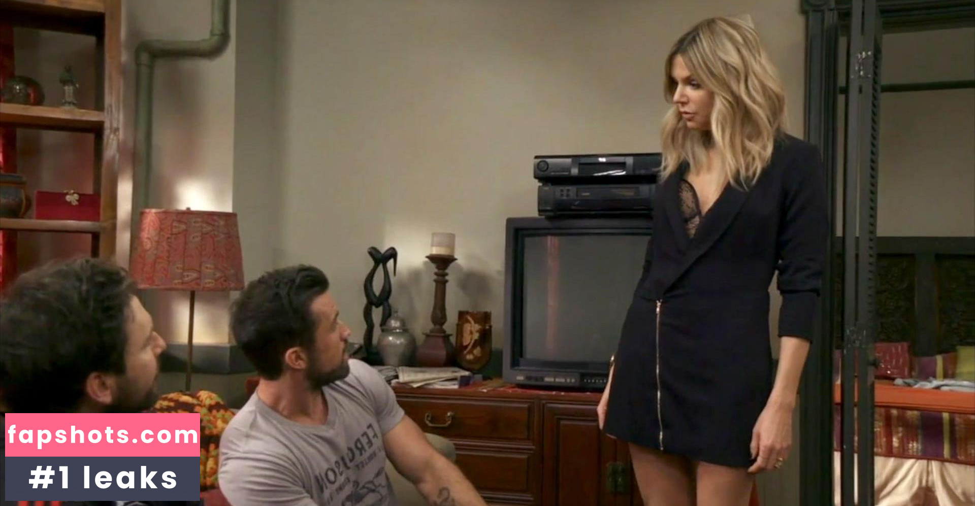 Kaitlin Olson gallery photo #31