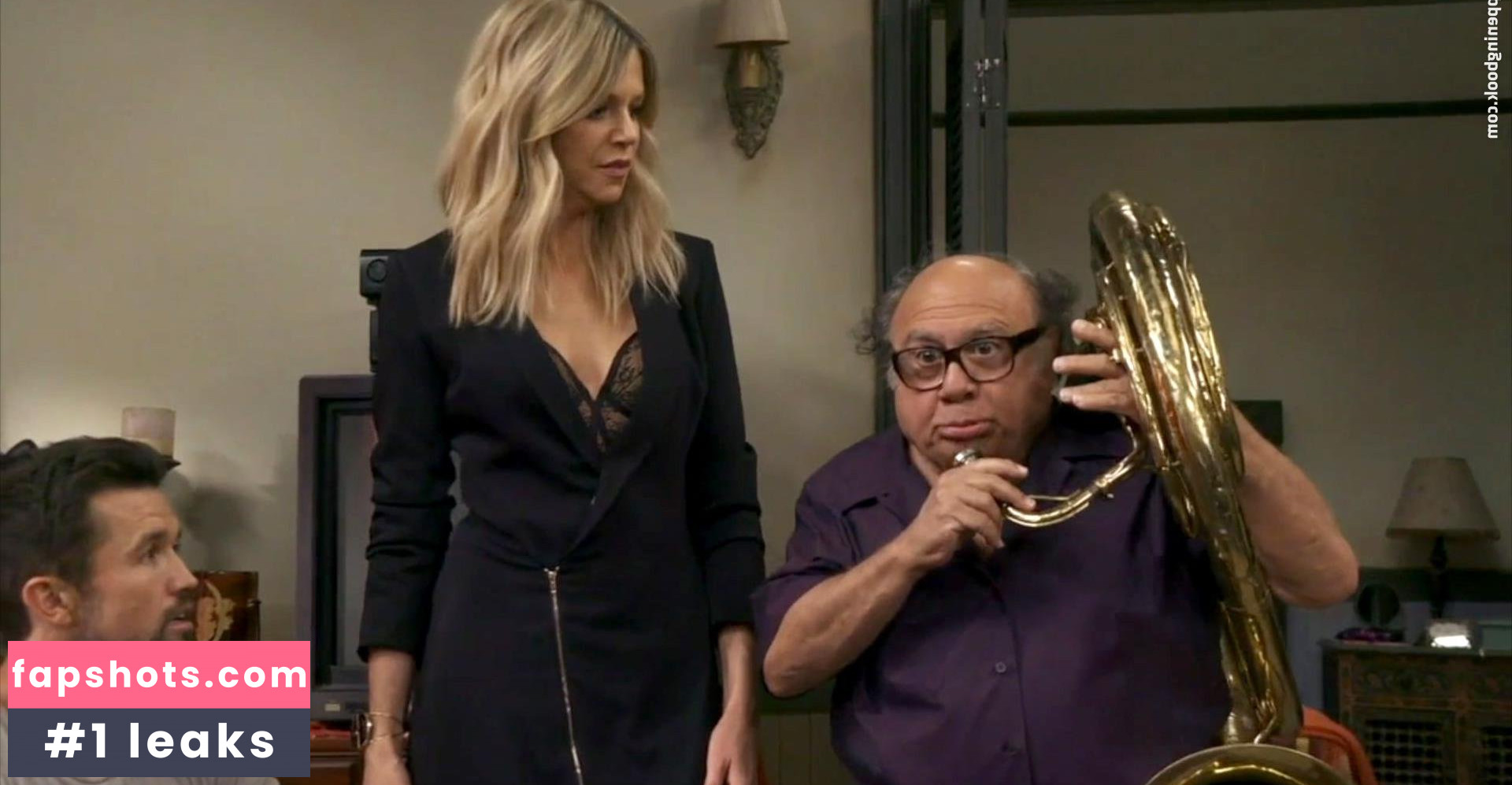 Kaitlin Olson gallery photo #32