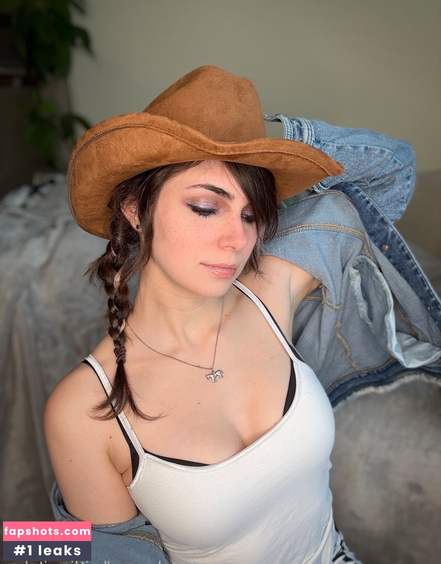 Kaitlin Witcher gallery photo #64