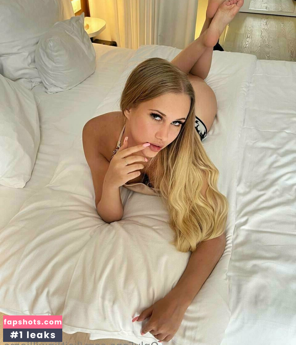 kaitlinwilliams gallery photo #10