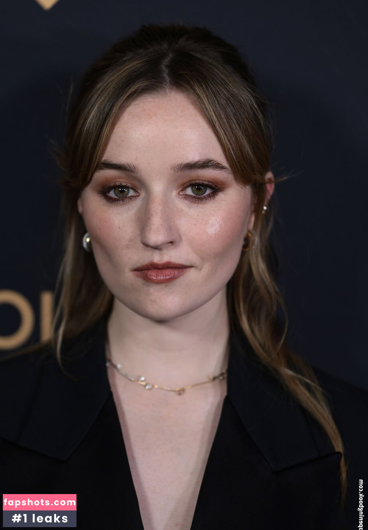 Kaitlyn Dever gallery photo #113