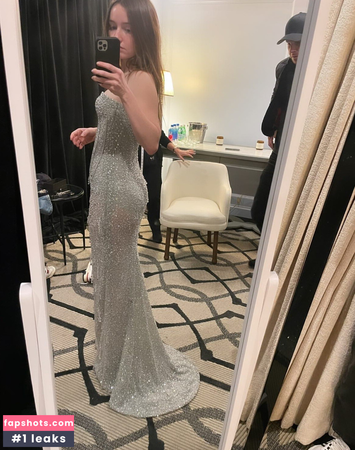 Kaitlyn Dever gallery photo #149