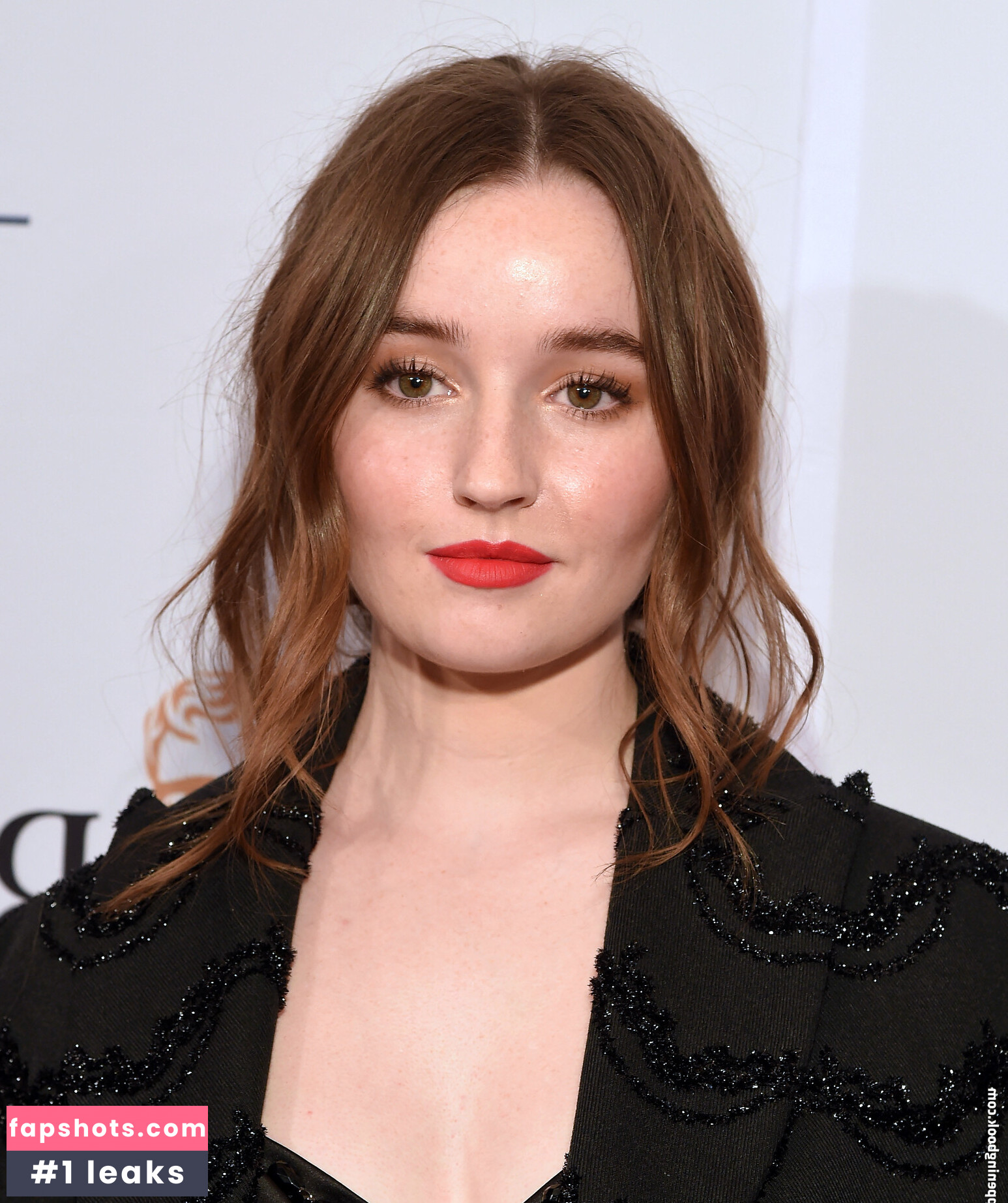 Kaitlyn Dever gallery photo #157
