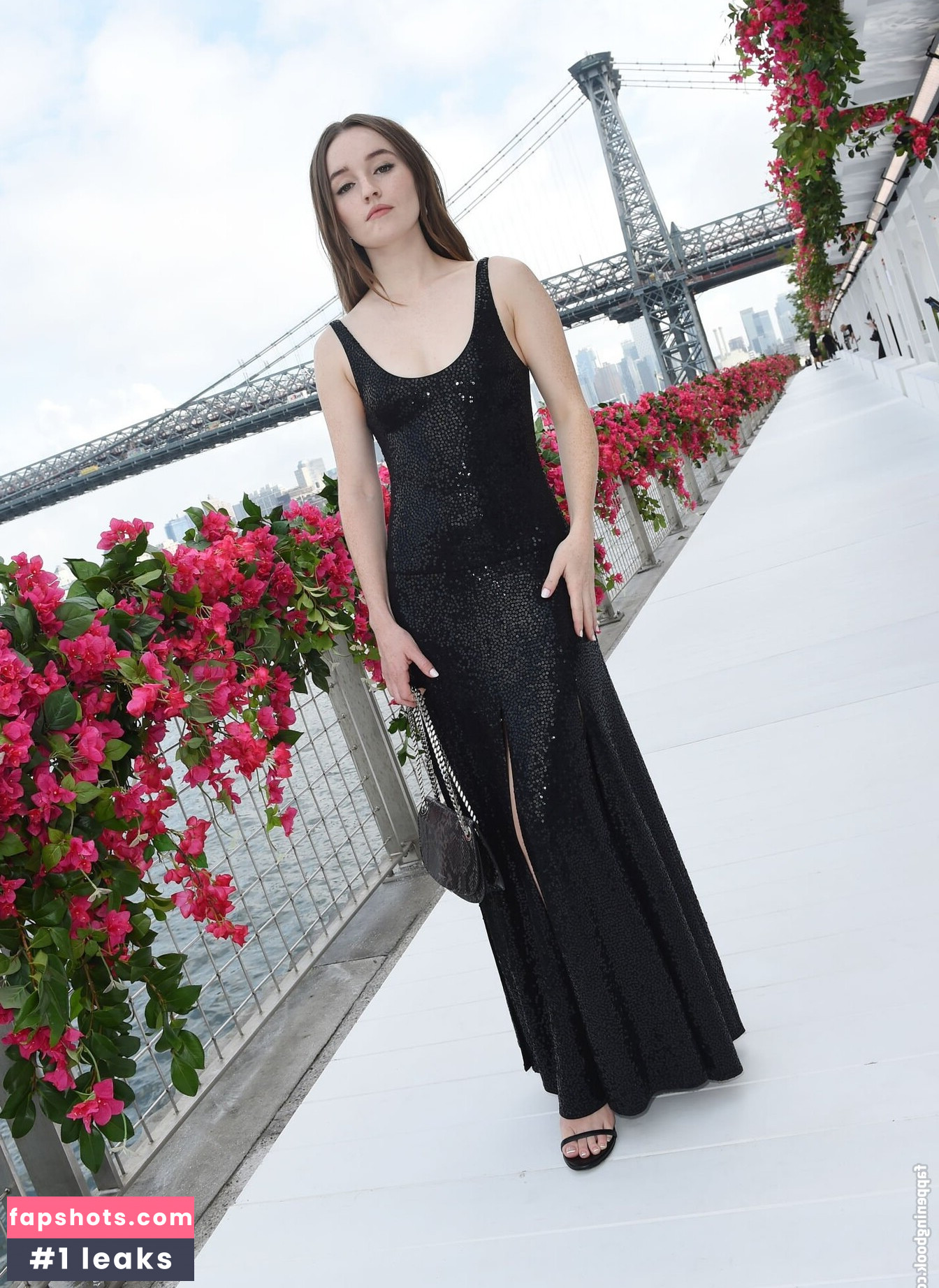 Kaitlyn Dever gallery photo #164