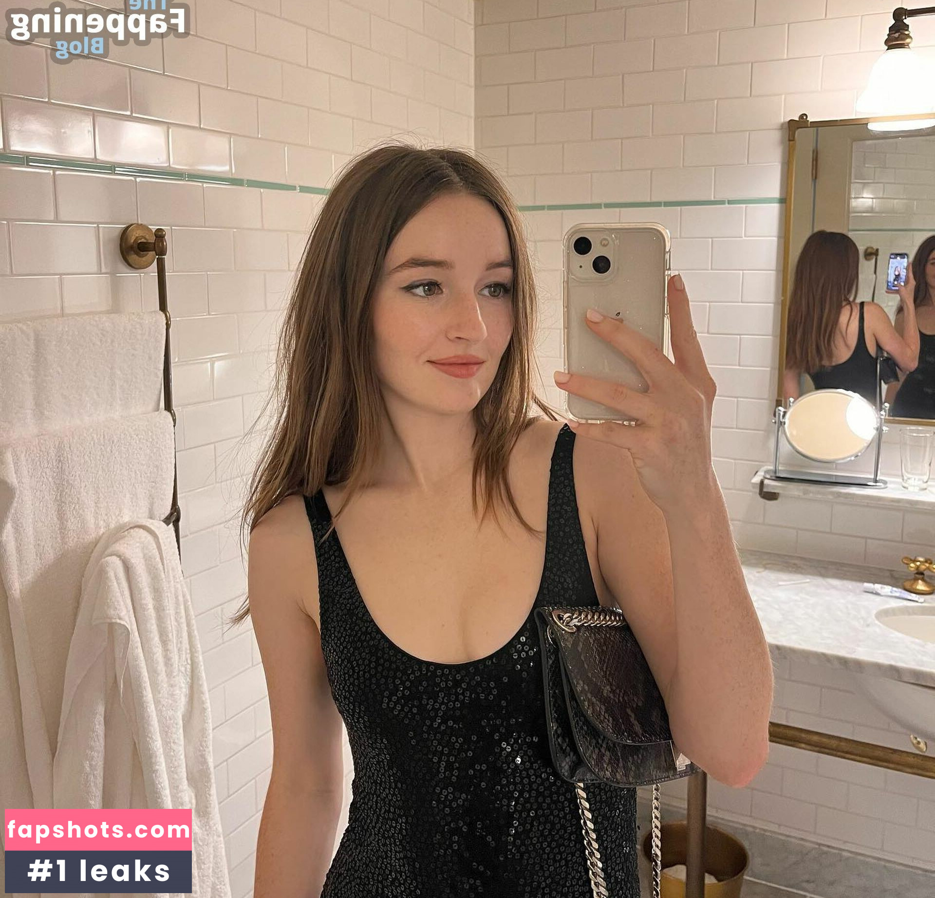 Kaitlyn Dever gallery photo #171