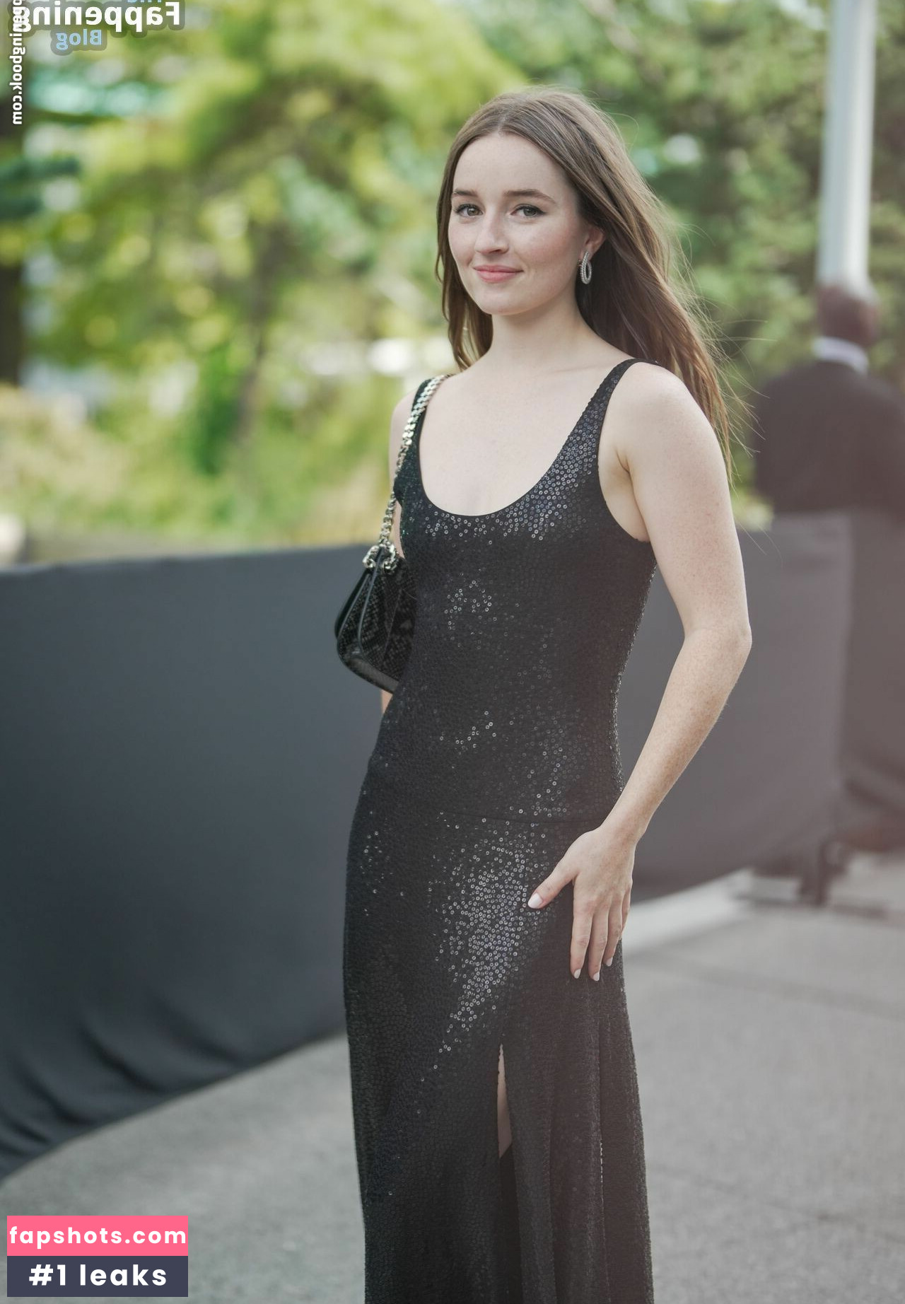Kaitlyn Dever gallery photo #187
