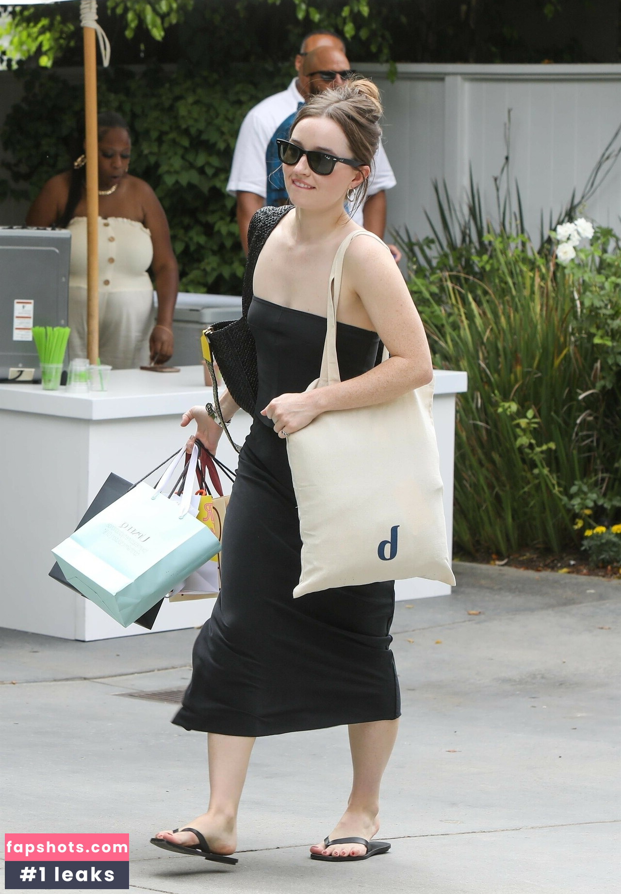 Kaitlyn Dever gallery photo #195