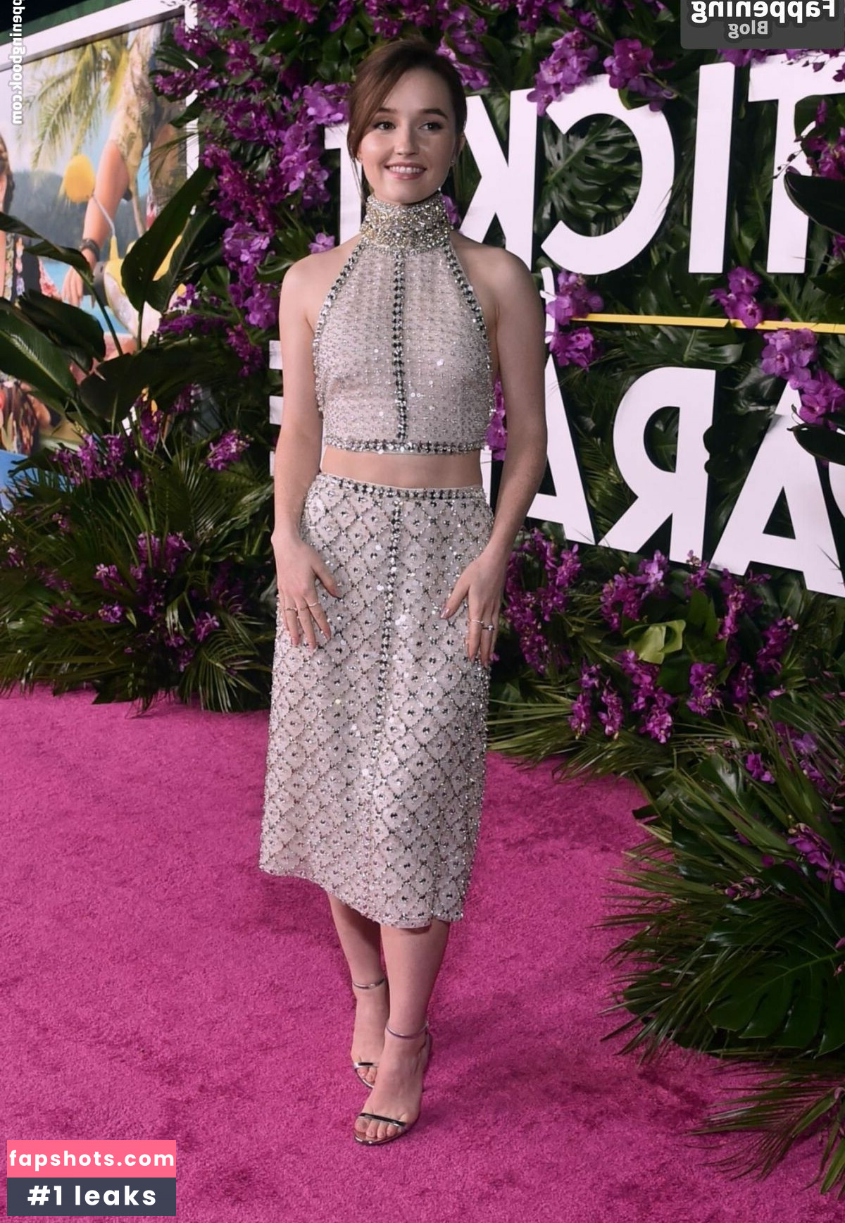 Kaitlyn Dever gallery photo #206