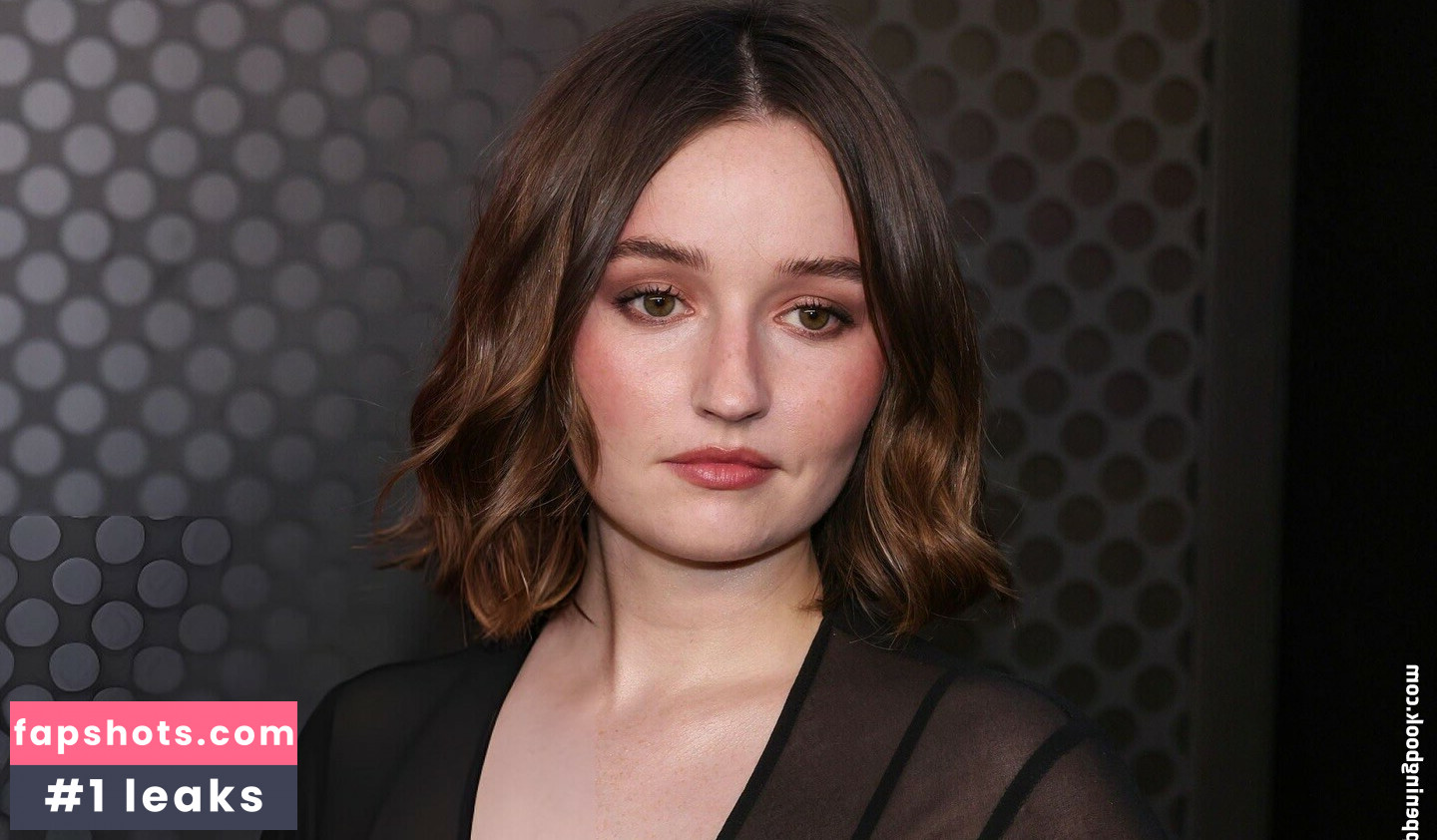 Kaitlyn Dever gallery photo #32