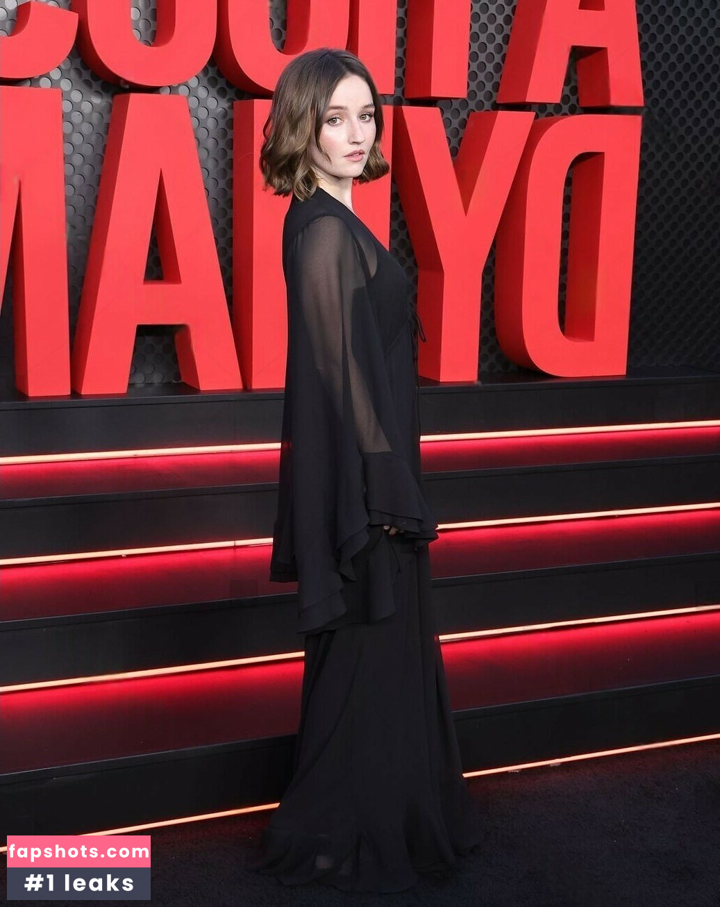 Kaitlyn Dever gallery photo #34