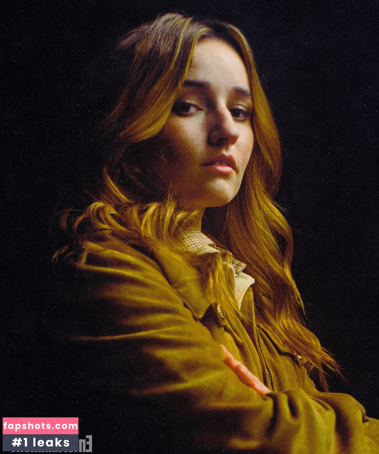 Kaitlyn Dever gallery photo #62