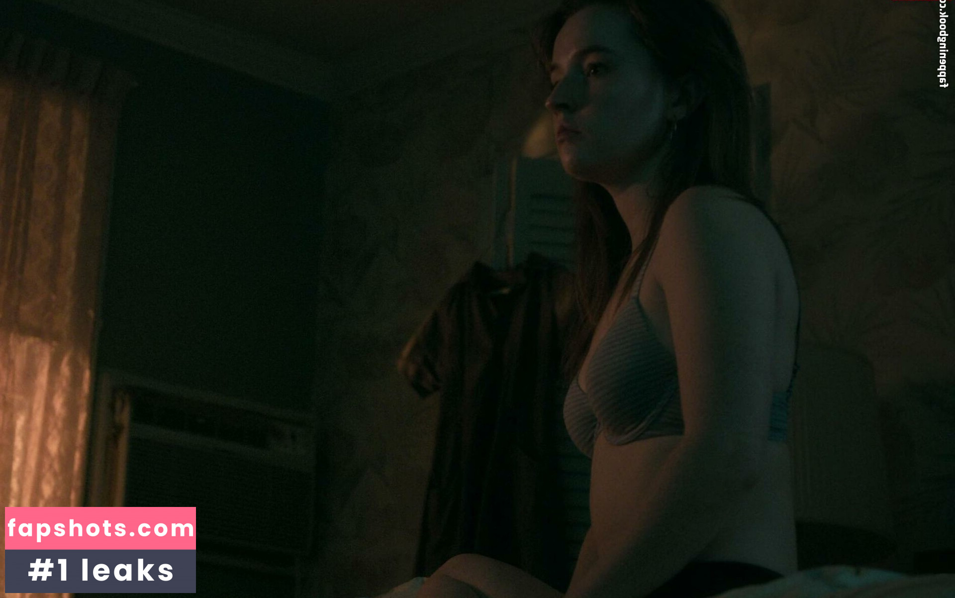 Kaitlyn Dever gallery photo #69