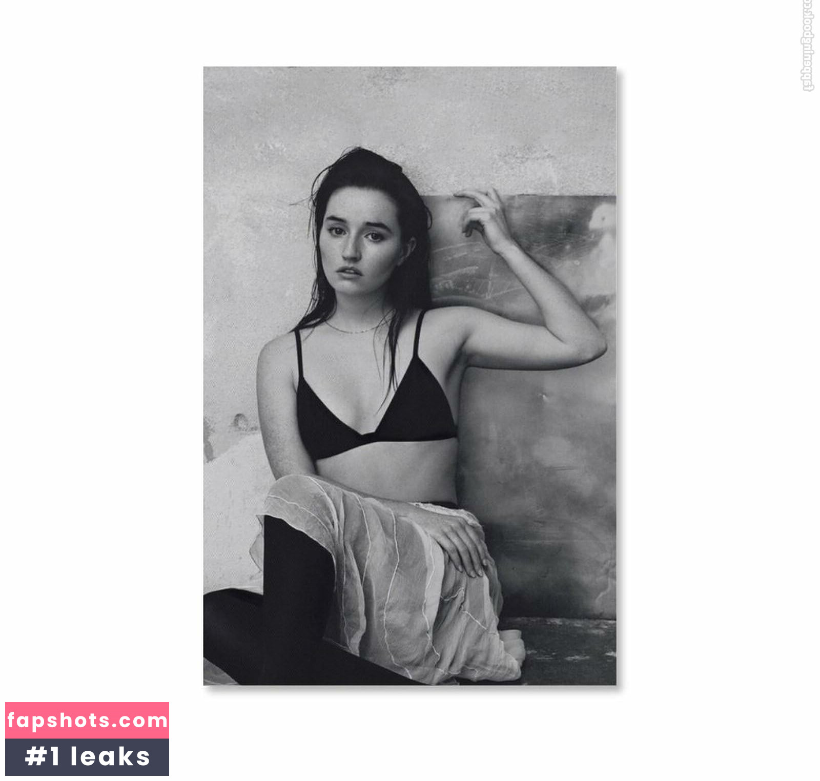 Kaitlyn Dever gallery photo #77