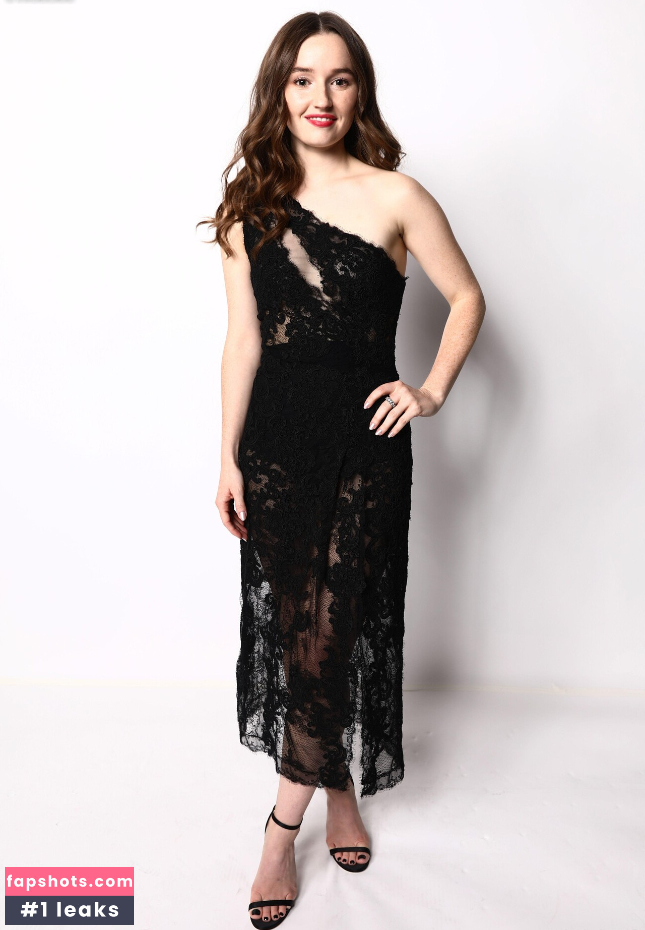 Kaitlyn Dever gallery photo #93