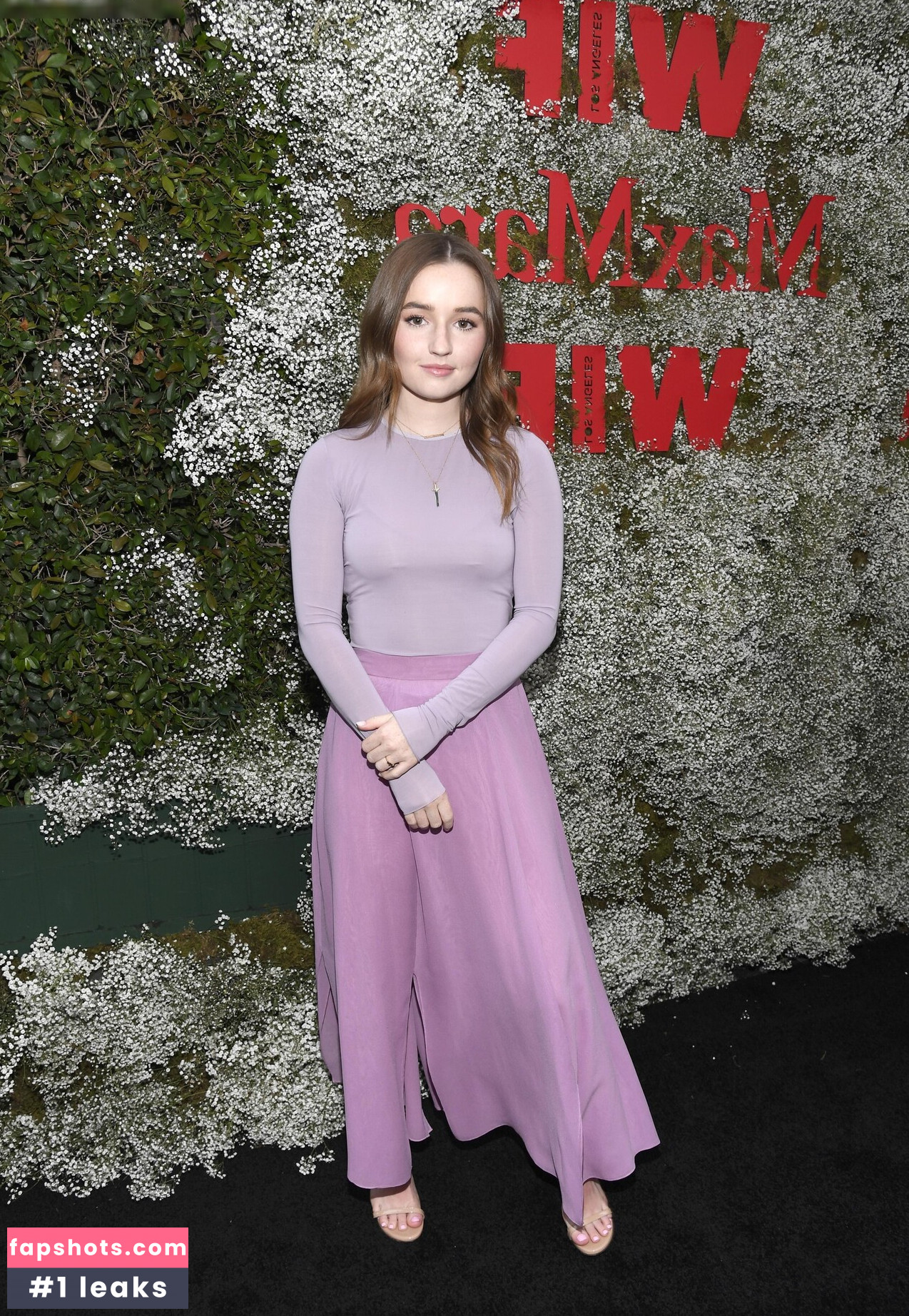 Kaitlyn Dever gallery photo #95