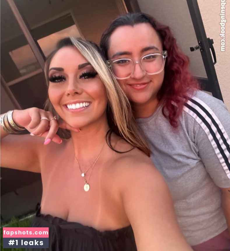 Kaitlyn Horesh gallery photo #2