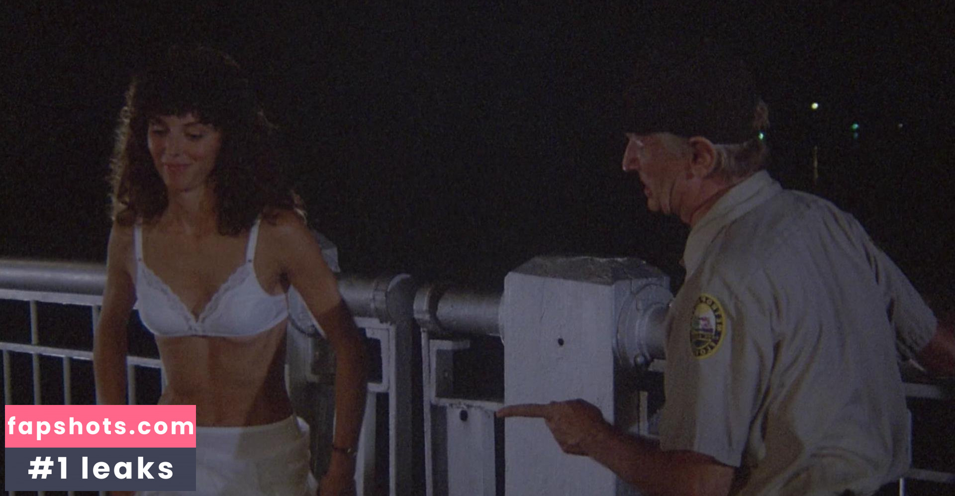 Kaki Hunter gallery photo #9