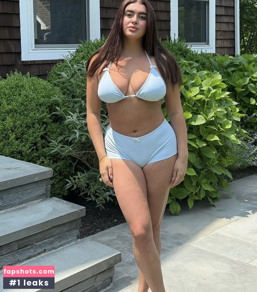 Kalani Hilliker gallery photo #23