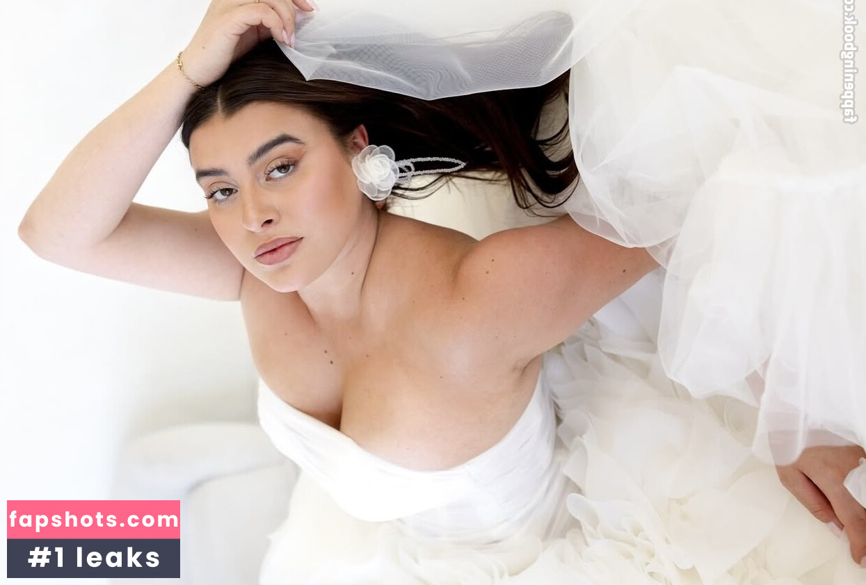 Kalani Hilliker gallery photo #29