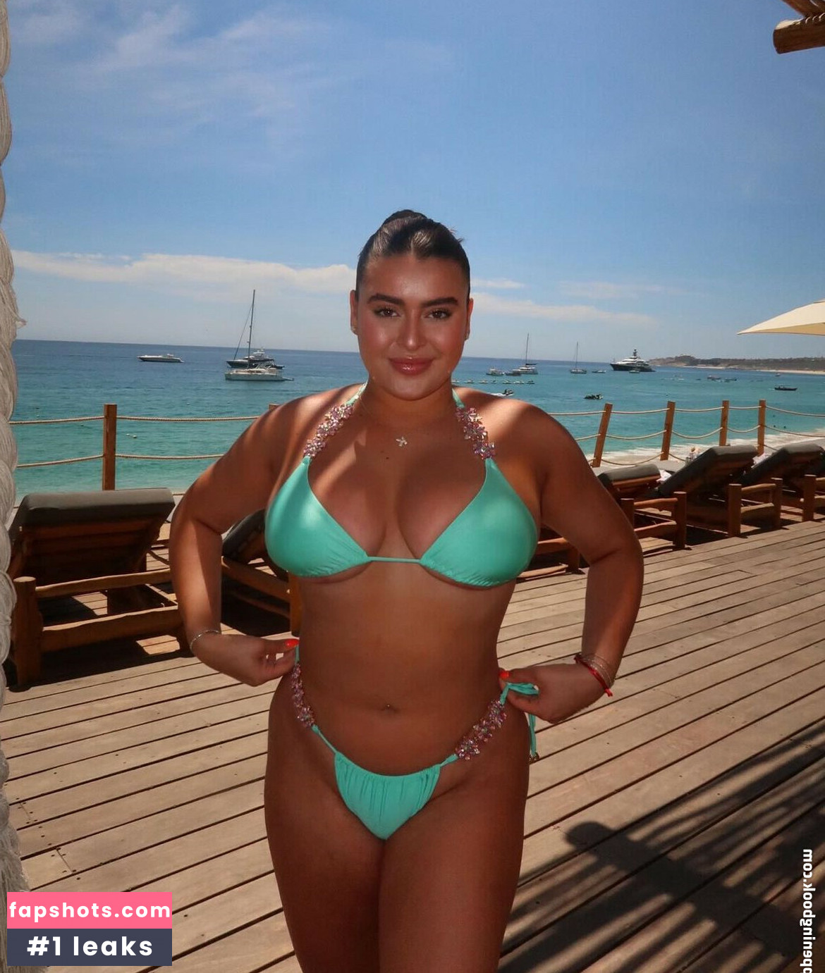 Kalani Hilliker gallery photo #54