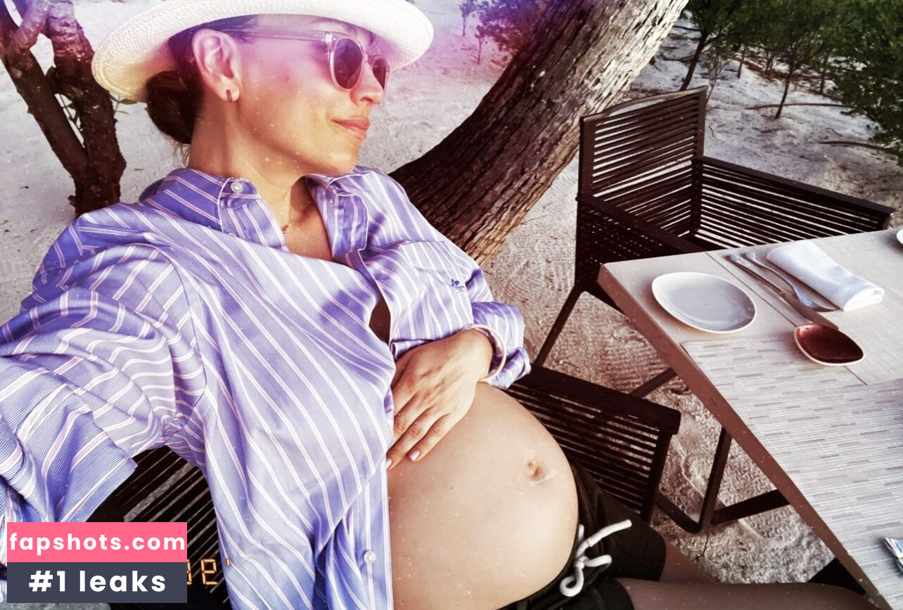 Kaley Cuoco Nude Leaks OnlyFans Photos #184 - LeakJerk