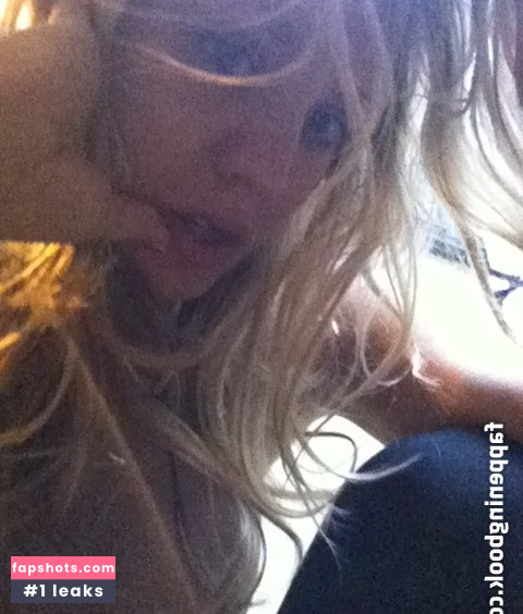 Kaley Cuoco Nude Leaks OnlyFans Photos #233 - LeakJerk