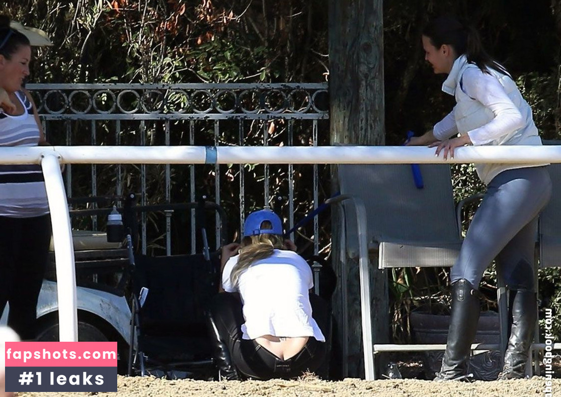 Kaley Cuoco Nude Leaks OnlyFans Photos #332 - LeakJerk