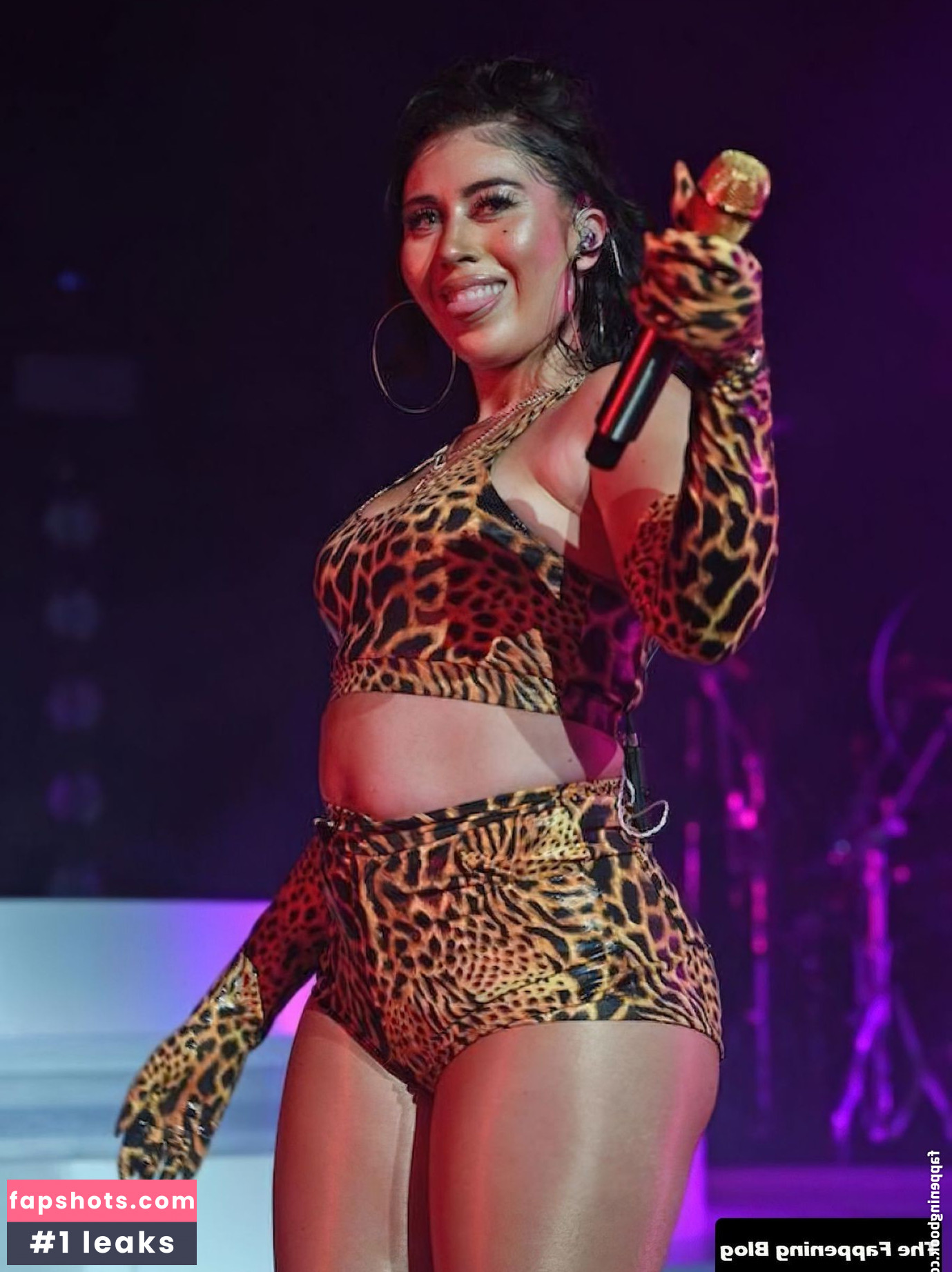 Kali Uchis gallery photo #112