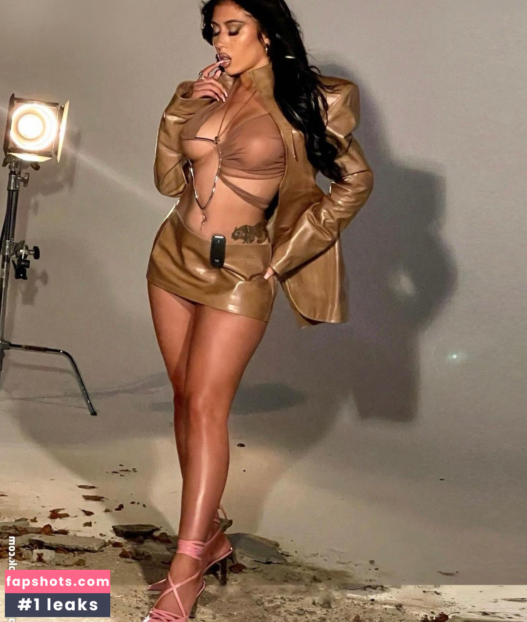 Kali Uchis gallery photo #97