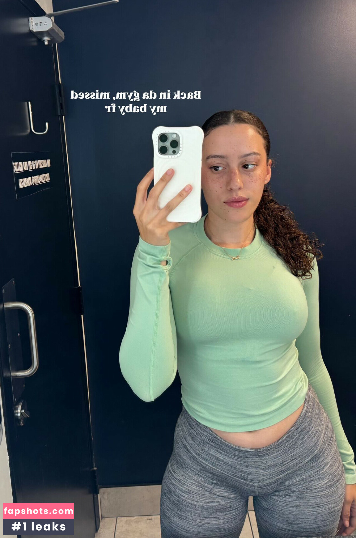 Kaliegh Robinson gallery photo #11