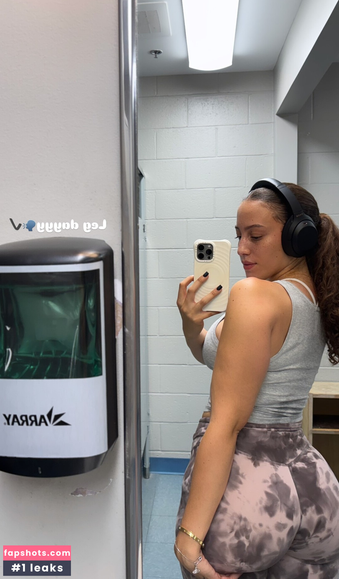 Kaliegh Robinson gallery photo #3