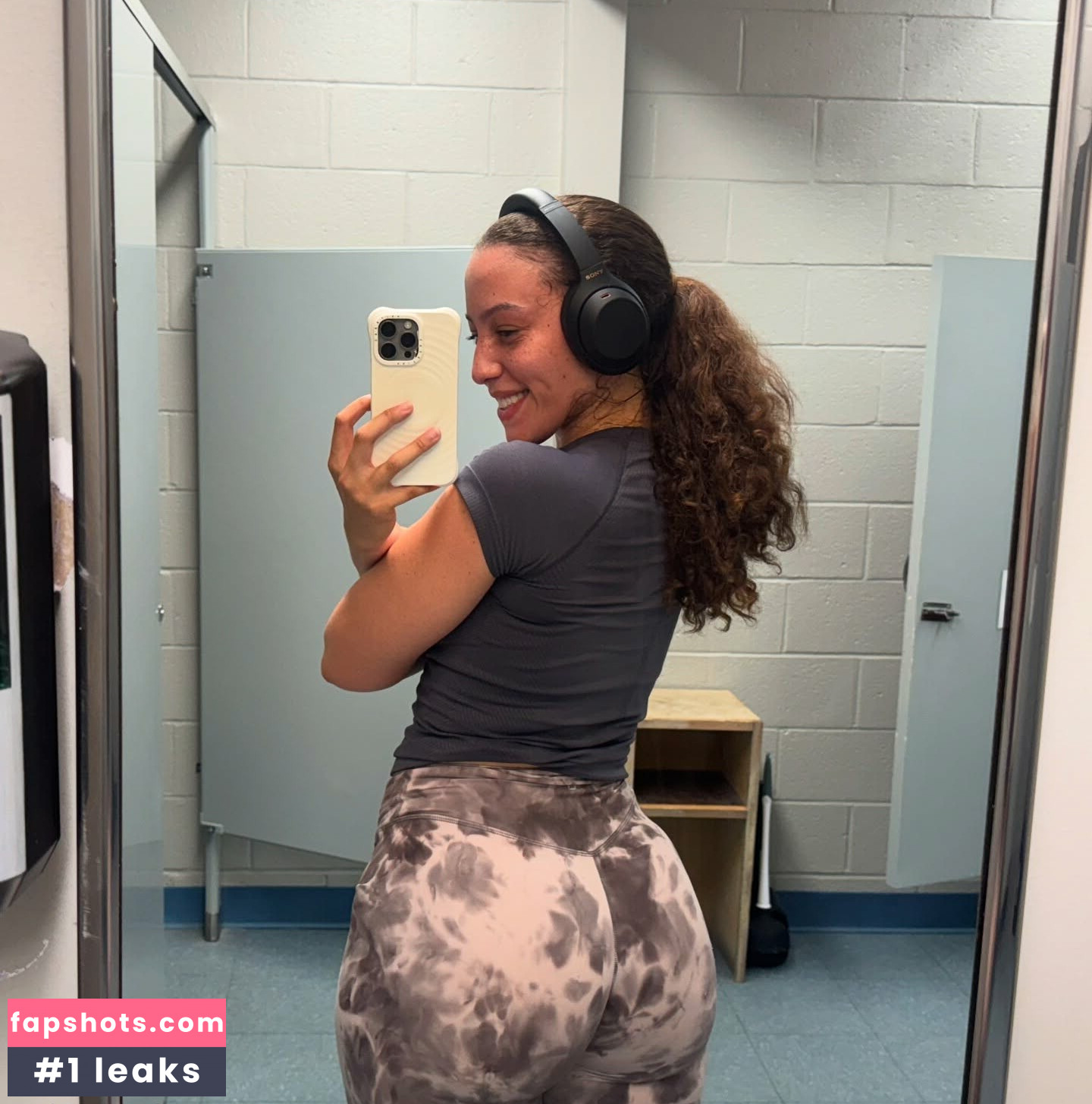 Kaliegh Robinson gallery photo #9