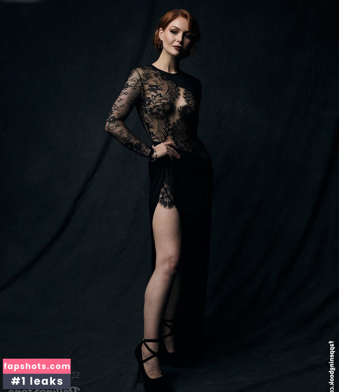 KallMeKris gallery photo #13