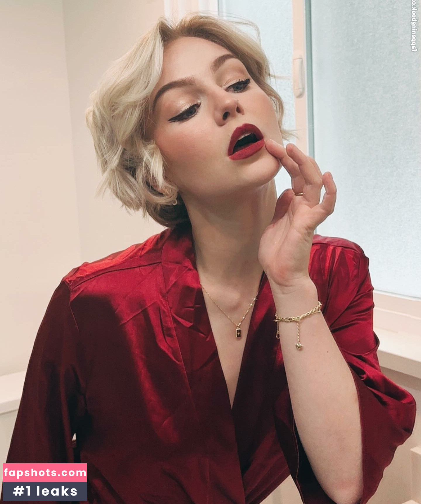 KallMeKris Nahé úniky fotek pouze od fanoušků #225 - Fapshots