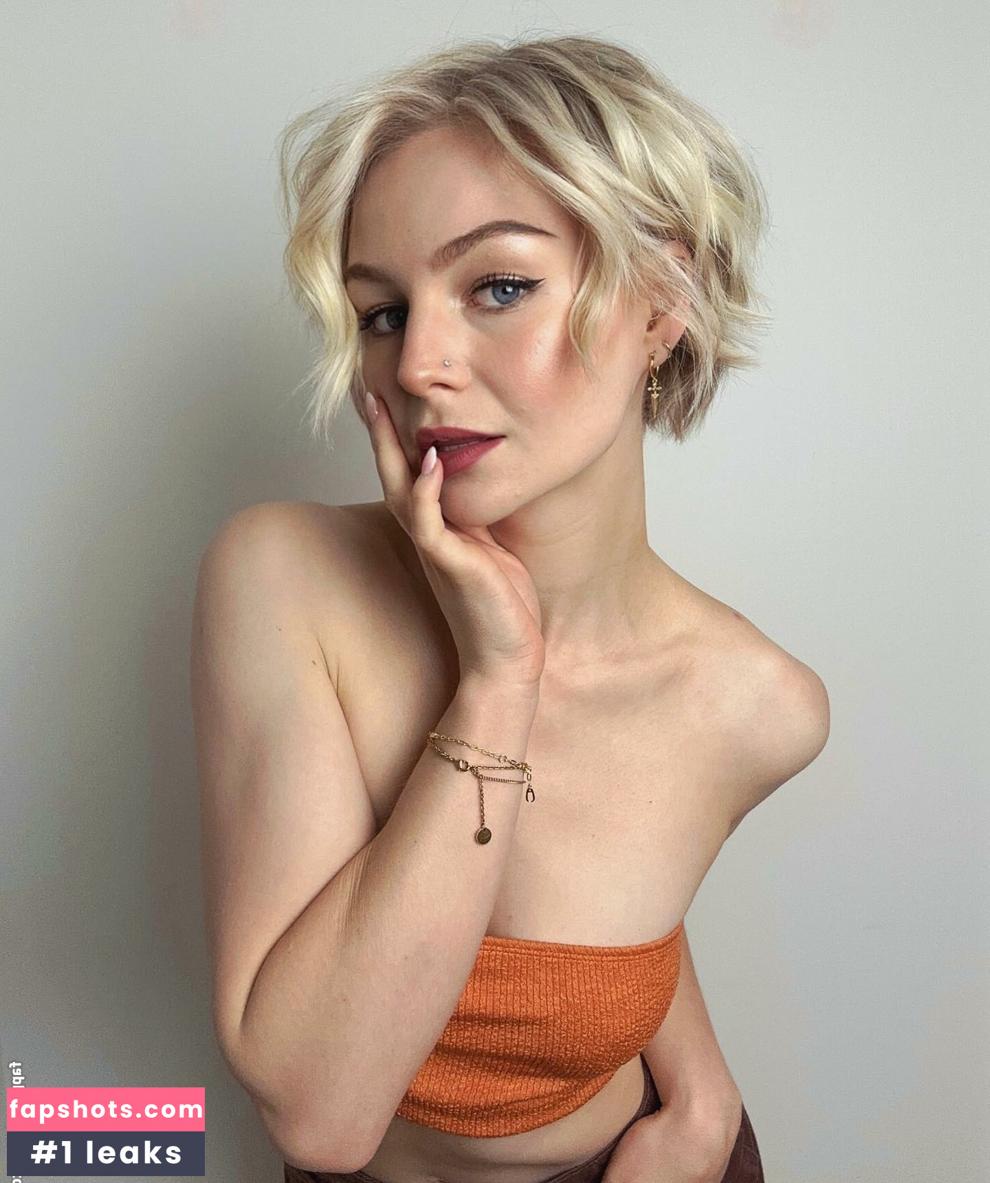 KallMeKris Nahé úniky fotek pouze od fanoušků #229 - Fapshots