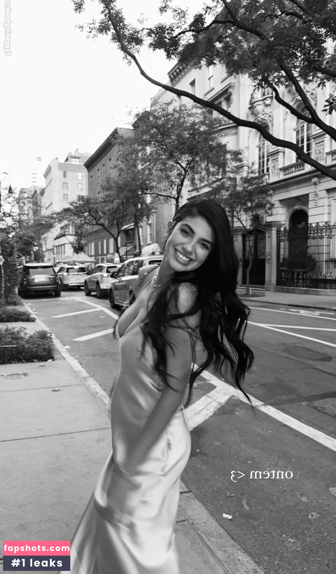 KamiCosplayer gallery photo #13