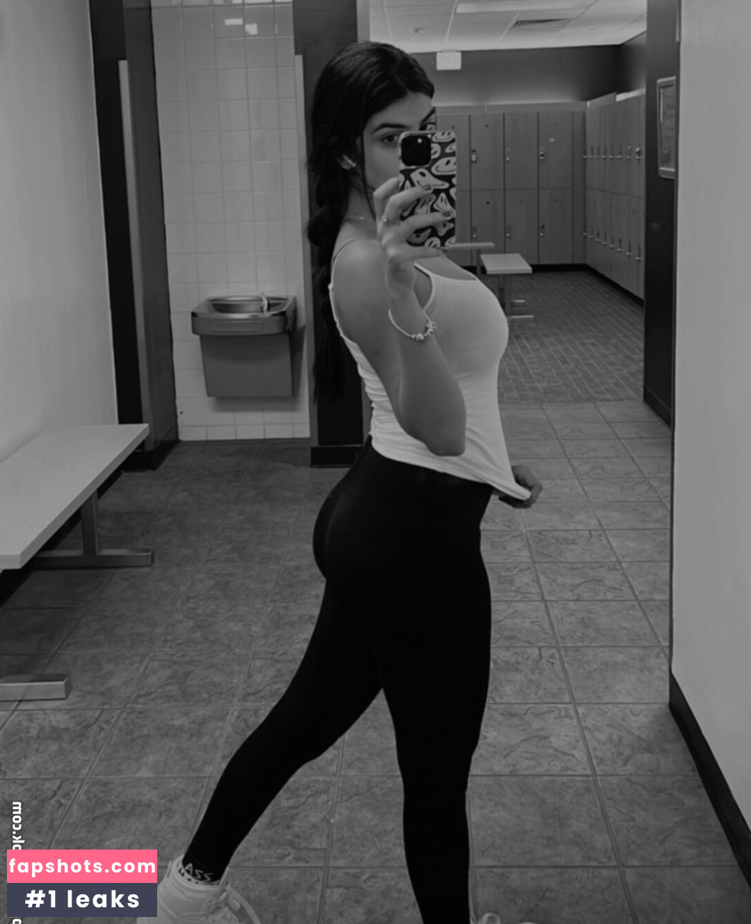 KamiCosplayer gallery photo #121