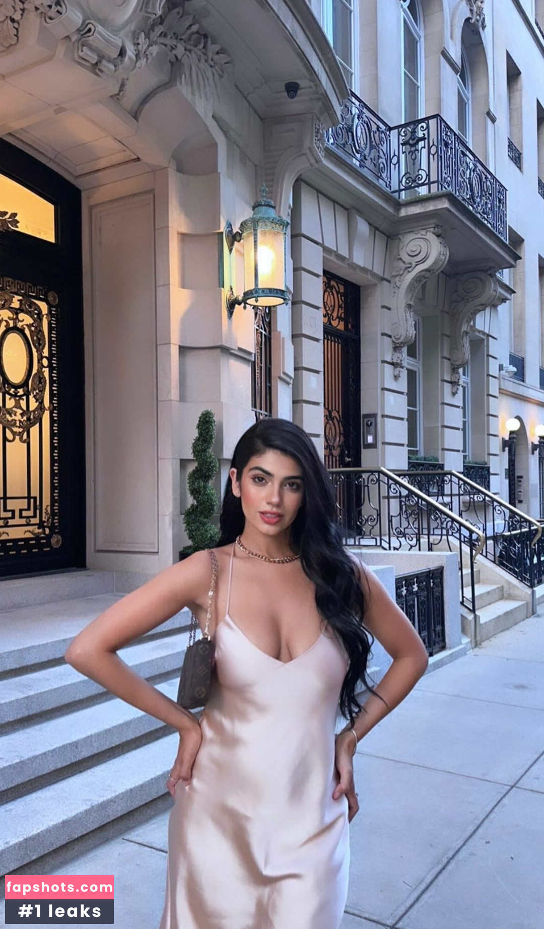 KamiCosplayer gallery photo #14