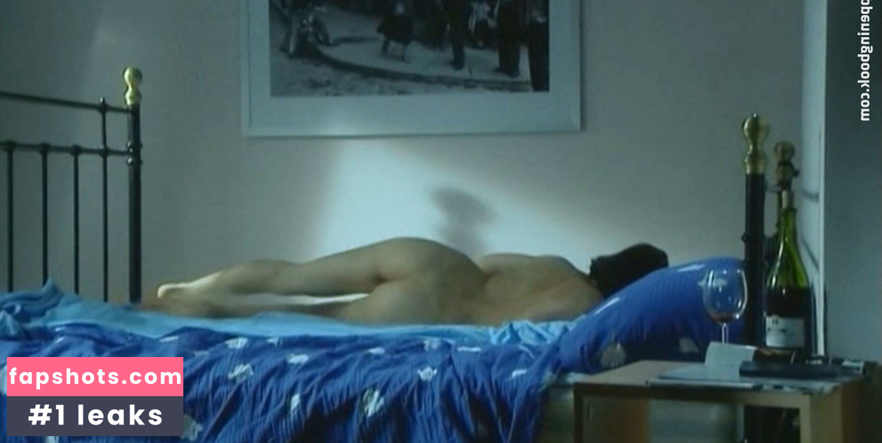 Kamilla Baar gallery photo #7