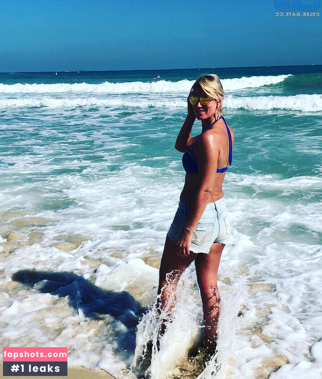 Kamilla Senjo gallery photo #16